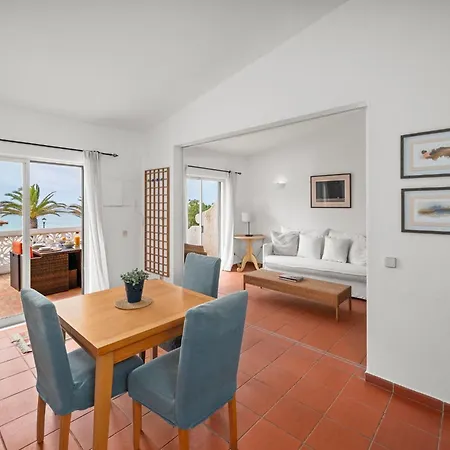 Apartment Beachfront With Sea View Balcony, Luz #2022